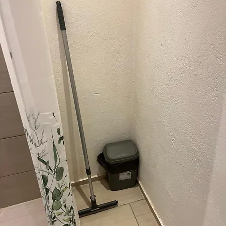 Hostel Mini 1